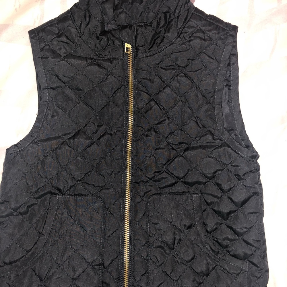 Old Navy Black Vest ( Not Puffer )
